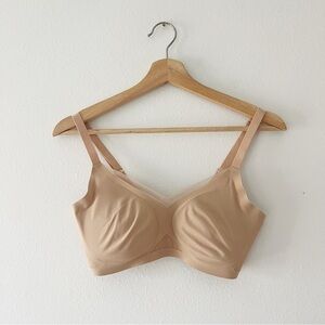 HONEYLOVE | Crossover Bra in Beige | S